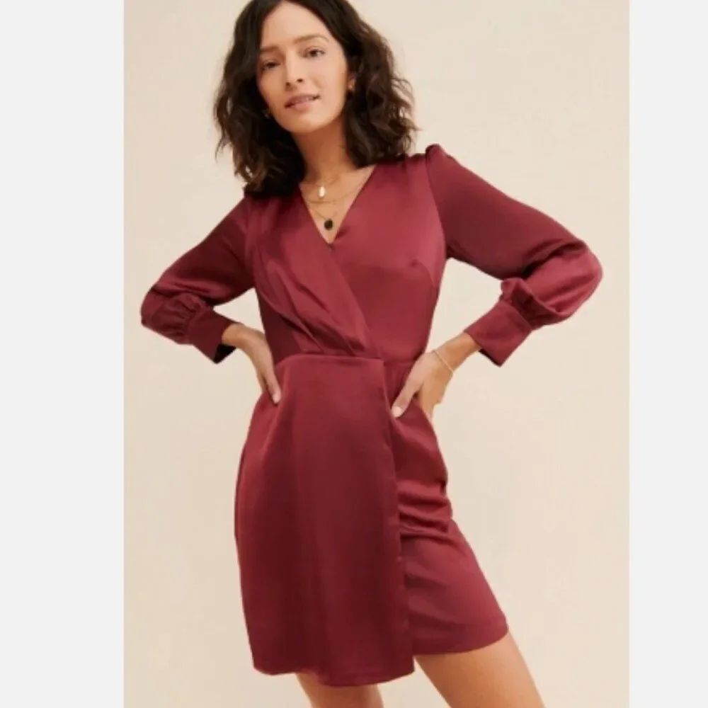 NWT Adelyn Rae Abby Faux Wrap Dress Beige/Nude in Size S